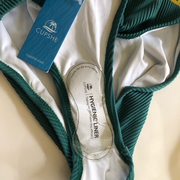 Cupshe Women's Green Plunge V Neck Lace-Up Ribbed One Piece Swimsuit Size L - Picture 7 of 9